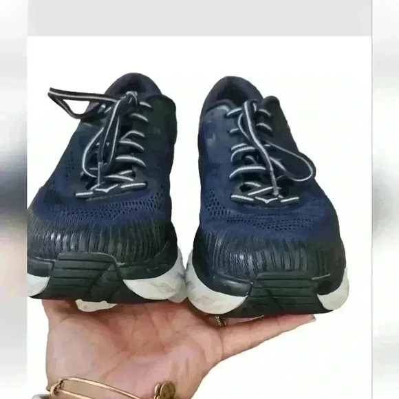 Hoka One One Bondi 7 Womens Running Shoes in Black Iris/Ballad Blue 9 - Picture 8 of 13